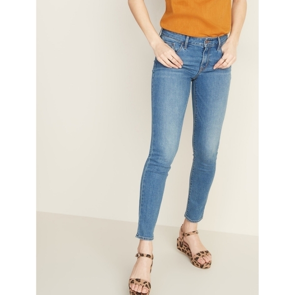 Old Navy Pop Icon Mid-Rise Light Willow Wash Skinny Jeans Women's Size 00 - Picture 1 of 8